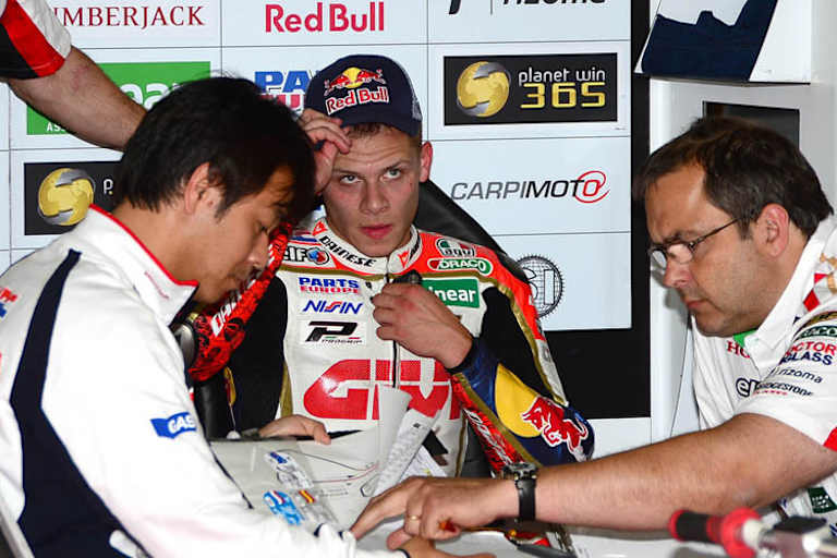 Stefan Bradl an der Box