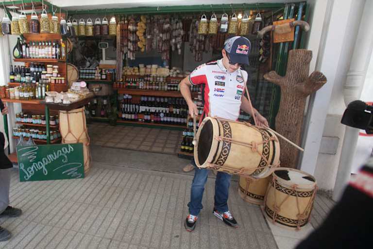 Stefan Bradl lernte in Las Termas de Rio Hondo Land und Leute kennen
