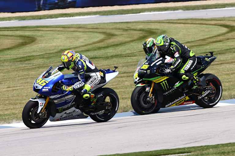 Cal Crutchlow in Indianapolis: In der letzten Kurve kämpft er mit Rossi und Bautista