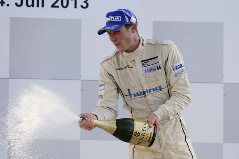 Estre baut Tabellenführung weiter aus