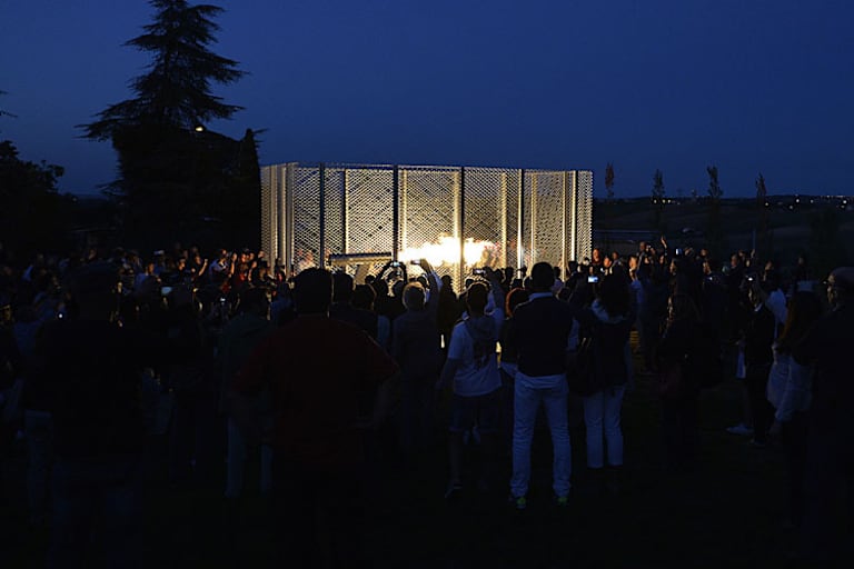 Viele Fans von Marco Simoncelli trafen sich für die Enthüllung in Coriano