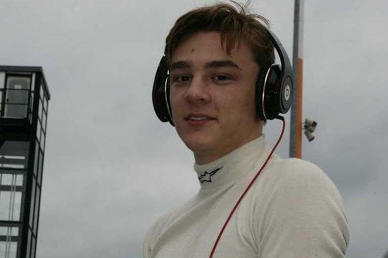 Artem Markelov (18) aus Moskau