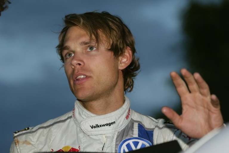 Erste Bestzeiten für Andreas Mikkelsen