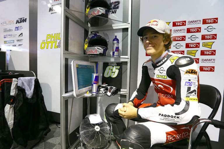 Philipp Öttl an der Box