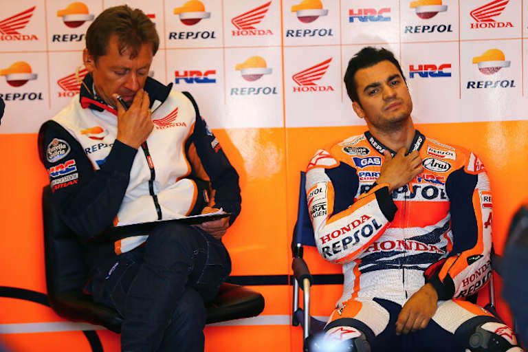 Große Schmerzen für Dani Pedrosa in Laguna Seca