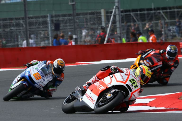 Rennen: Michele Pirro (51) vor Héctor Barbera und Colin Edwards