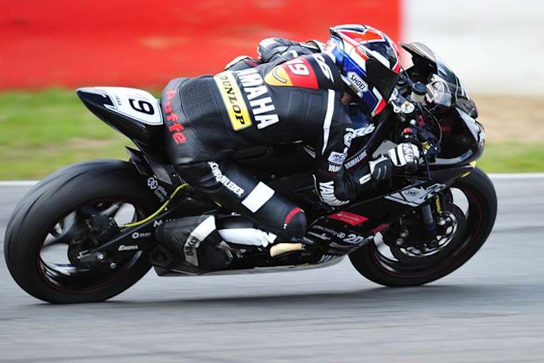 Daniel Puffe in der IDM Supersport