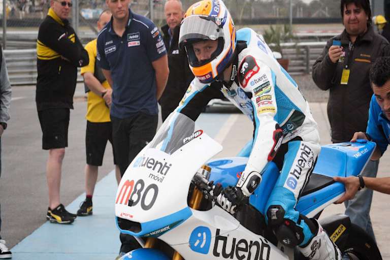 Die ersten Runden auf der neuen Strecke: Esteve Rabat