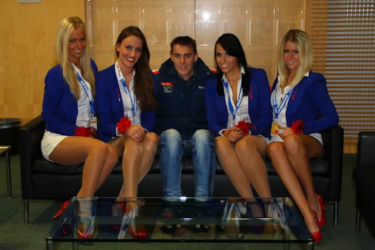 Markus Reiterberger (Mitte) kümmert sich um alles