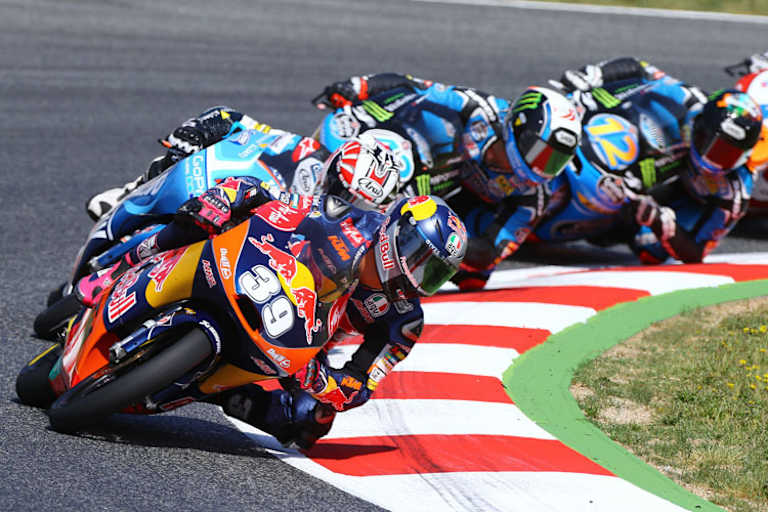 Barcelona: Vier KTM mit Salom, Viñales, Rins und Márquez vorne