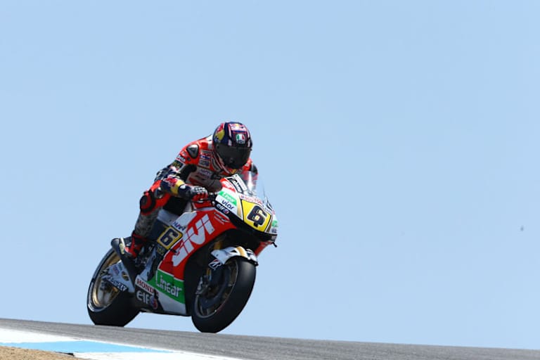 Premiere: Erstmals durfte Stefan Bradl aufs MotoGP-Treppchen