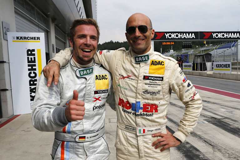 Polesetter Dominik Schwager und Diego Alessi