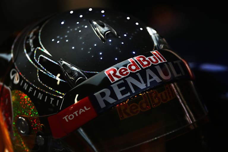 Nix da mit Lämpchen – so einen Helm durfte Vettel nicht mehr tragen