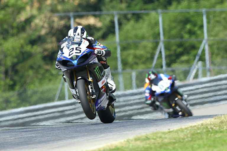 In der IDM Superbike mischt Matej Smrz vorne mit