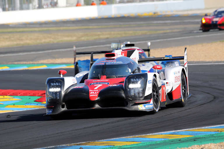Im Vergleich: Die Lackierung des Toyota TS050 Hybrid aus 2017