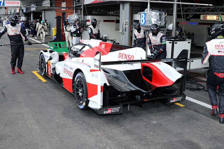 Boxenstopp beim Toyota TS050 Hybrid