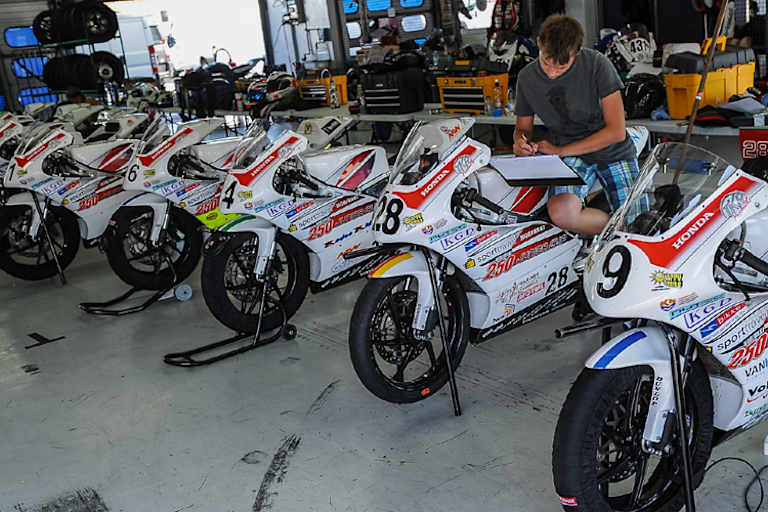 Der GP250 Junior Cup ist ein gern gesehener Gast bei der DRC
