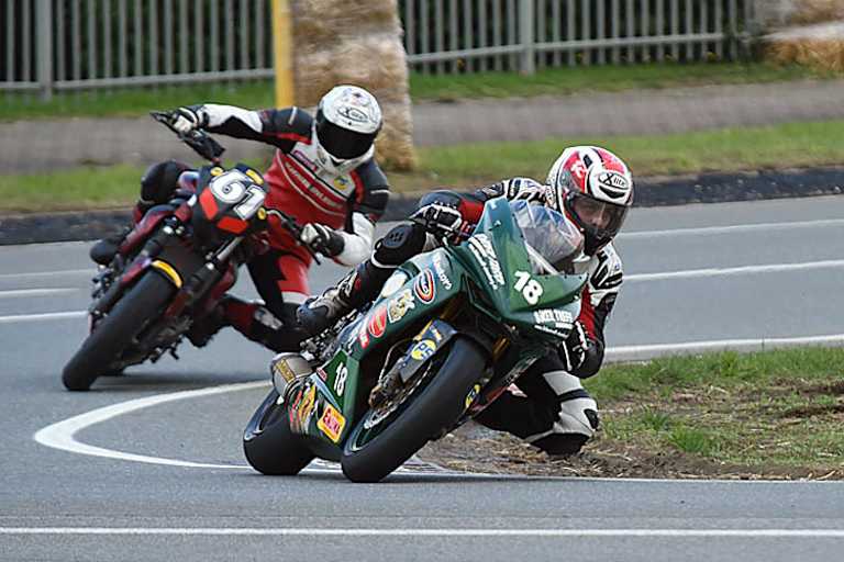 Frohburger Dreieck: Felix Klinck (18) und Rene Raub (61)