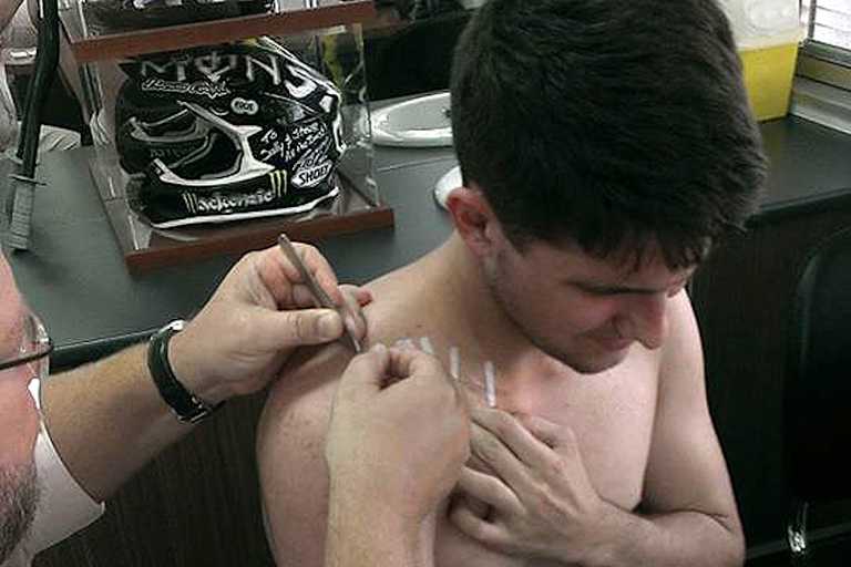 Sam Lambert hat sich bei den Tests verletzt