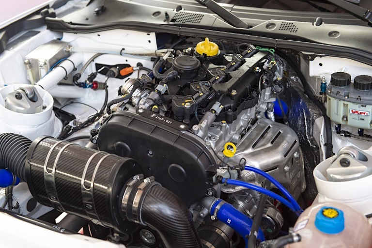 Der 1800 ccm-Turbomotor leistet 296 PS