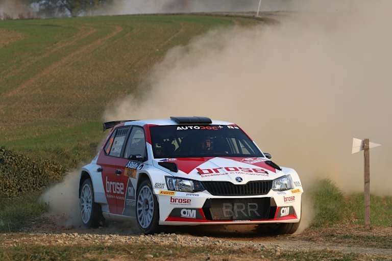 Vizechampion Dominik Dinkel gewinnt ADAC 3-Städte-Rallye