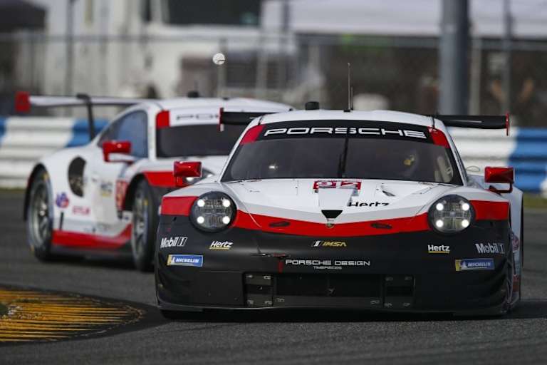 Immer stark: Die beiden Porsche 911 RSR