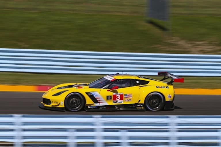 Die Corvette C7.R fährt in der GTLM-Klasse vorne los