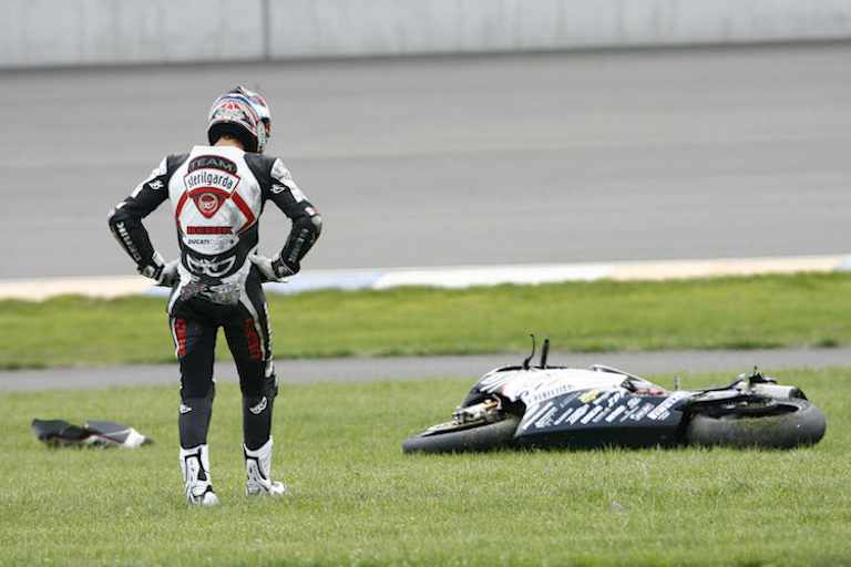 Auch auf dem Lausitzring schmiss er sein Motorrad in die Wiese