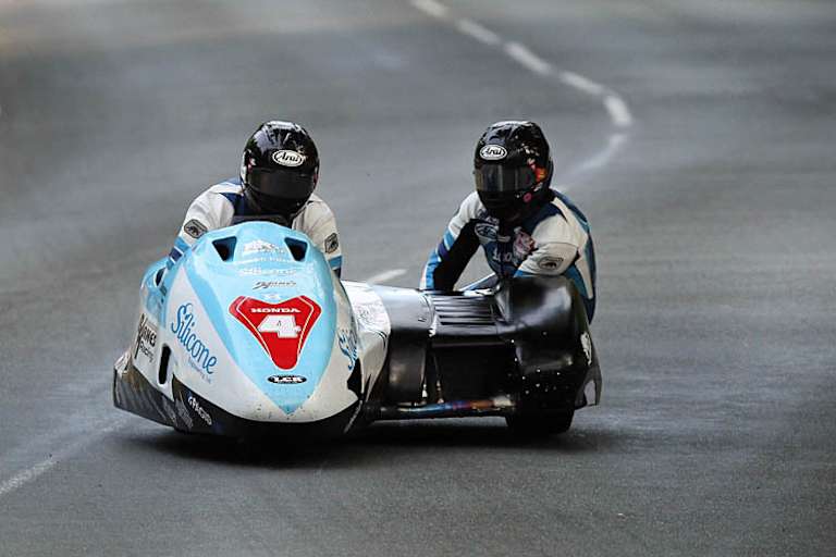 John Holden/Andrew Winkle retten Platz 3 ins Ziel