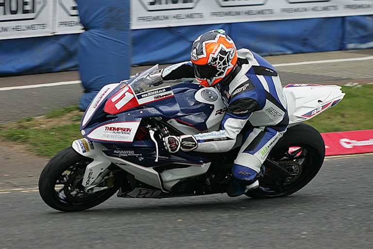 Der 39-jährige Nordire knapp vor dem verhängnisvollen Sturz