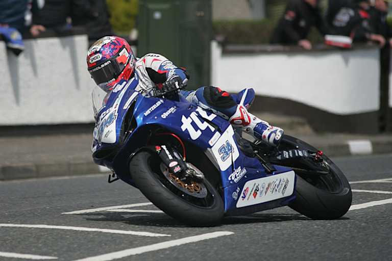 Alastair Seeley hat es wie Robert Dunlop auf 15 Siege beim NW 200 gebracht