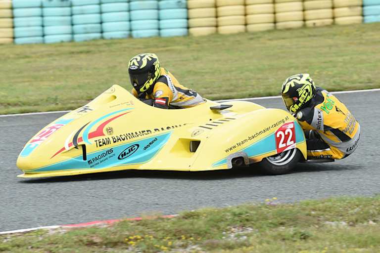 Günther Bachmaier mit Beifahrer Manfred Wechselberger auf dem Weg zu Platz 2 in Rijeka