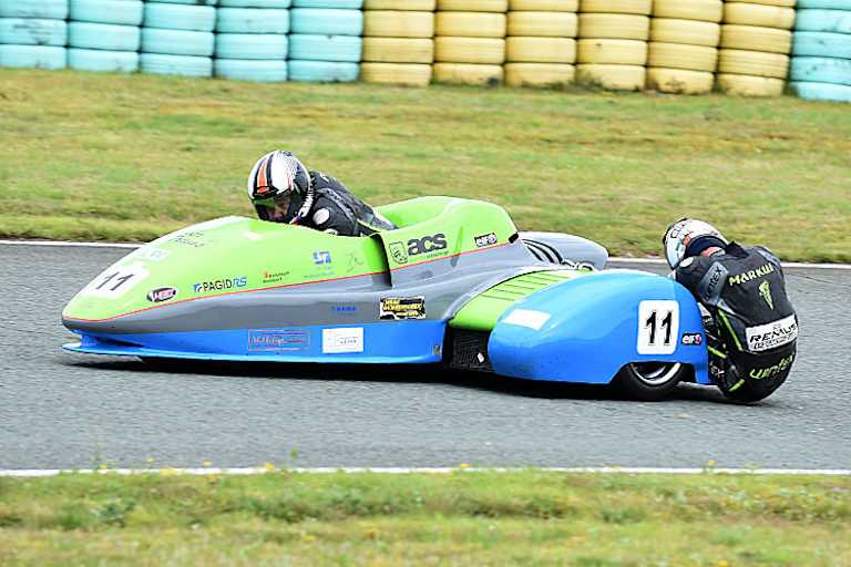 Einer der raren Auftritte in der Heimat für Kimeswenger/Billich