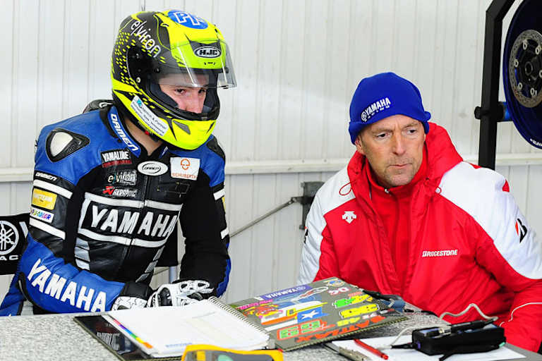 Reger Informationsaustausch zwischen Marvin Fritz und Peter Baumgartner (Bridgestone)