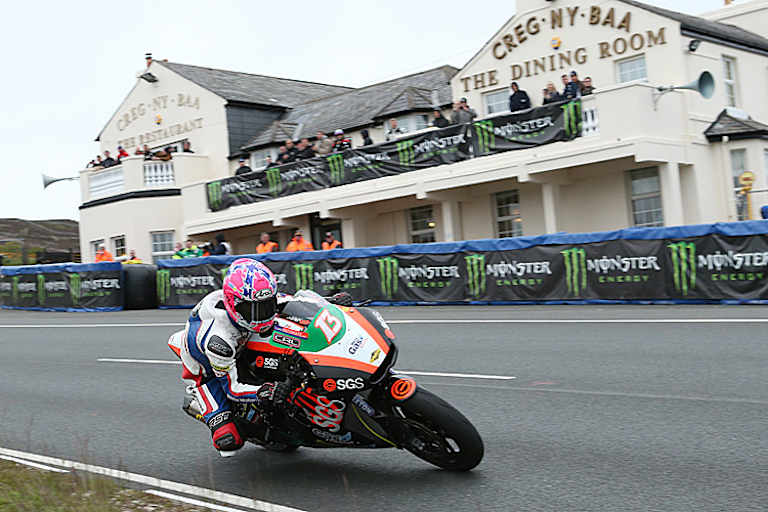 Lee Johnston soll für das Team von Ryan Farquhar den Sieg holen