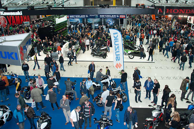 Die «Bike» im Linzer Design Center zieht immer wieder zahlreiche interessierte Zuschauer an