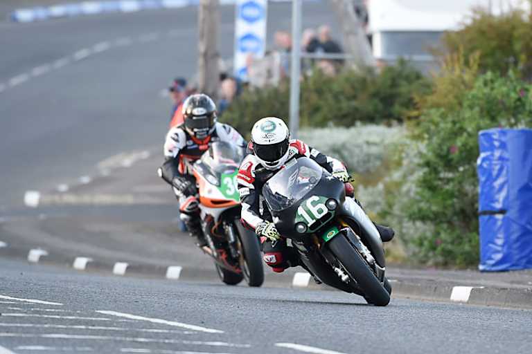 Stefano Bonetti überrascht in der Klasse Supertwin