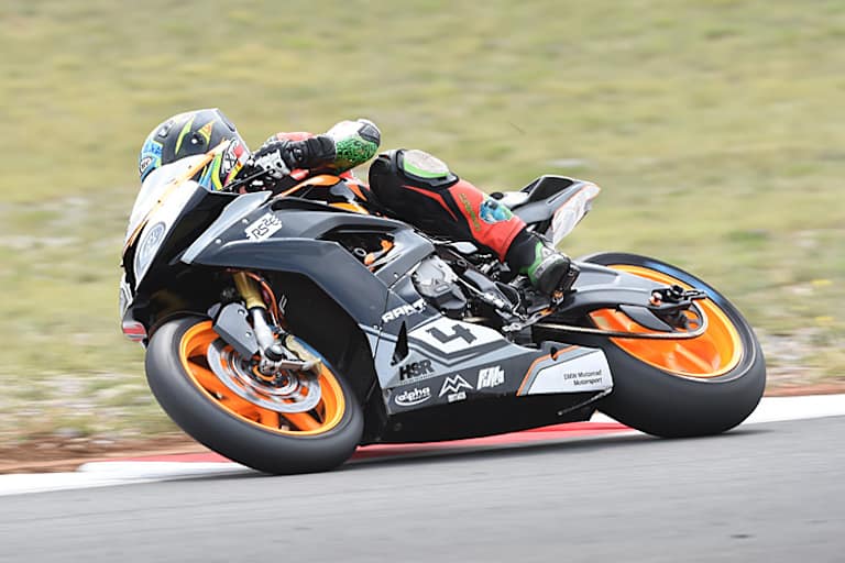 Trotz spätem Einstand hat Nico Thöni Chancen auf den Titel