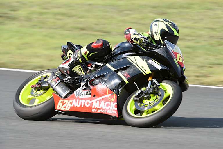 Amir Osmanovic auf seiner Yamaha YZF-R6