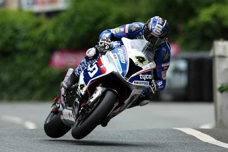 Ian Hutchinson – Tourist Trophy Isle of Man 2016