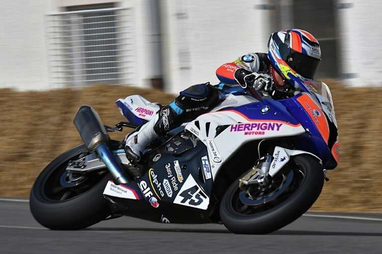 Sébastien Le Grelle (International Road Racing Championship)