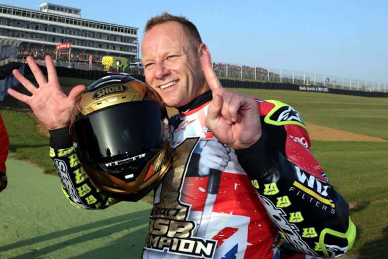 Shane Byrne feierte in Brands Hatch seinen sechsten BSB-Titelgewinn