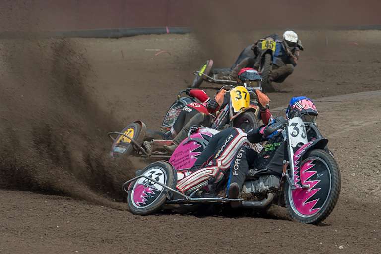 Jan Kempa/Sina Stickling (33) siegten bei den Gespannen