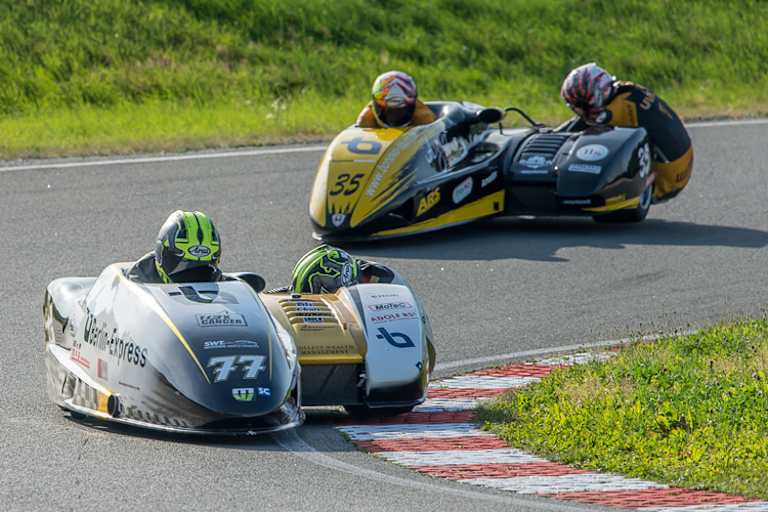 Tim Reeves/Mark Wilkes (77) fuhren überragend, Josef Sattler/Uwe Neubert (35) fielen aus