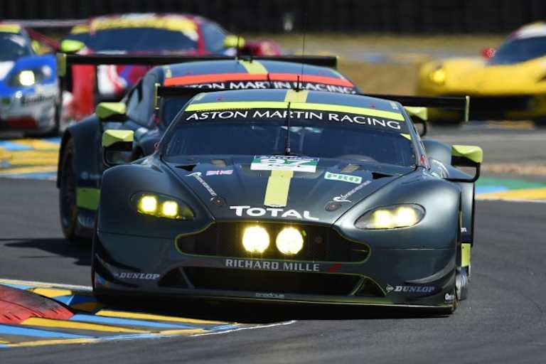 Der Aston Martin Vantage von Darren Turner, Jonathan Adam und Daniel Serra