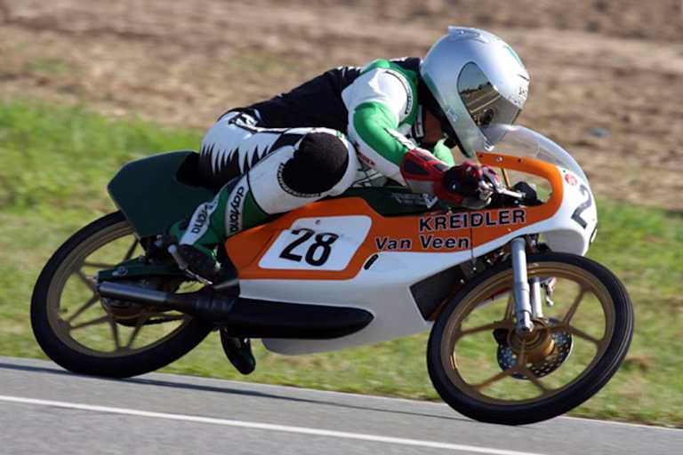 Ralf Waldmann in der «Schnapsglasklasse» bis 50ccm