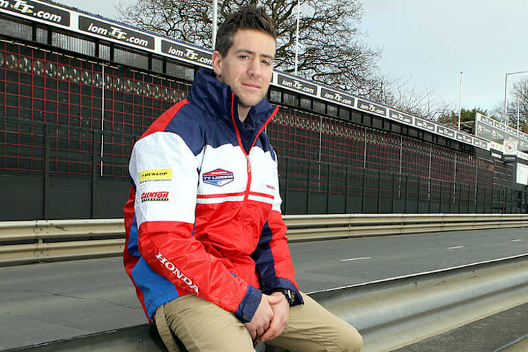 Simon Andrews arbeitet hart an seiner vollständigen Genesung