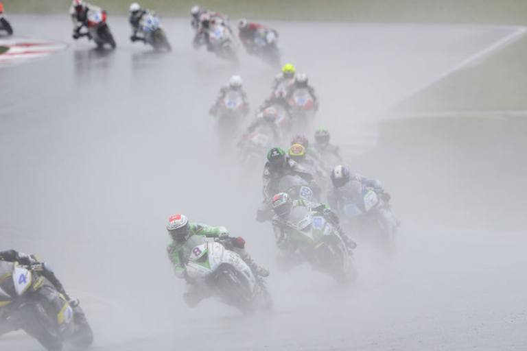 Die Bedingungen waren im Supersport-Rennen in Moskau 2013 schwierig