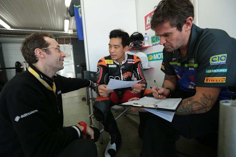 Die Stimmung bei PTR Honda schont zu passen