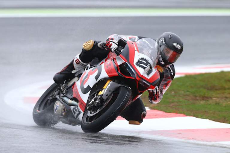 Max Neukirchner 2014 beim Gaststart in Magny-Cours mit 3C-Ducati